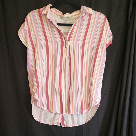 Alexander Jordan Tops - Chic Striped Button Down Shirt in Pink and White